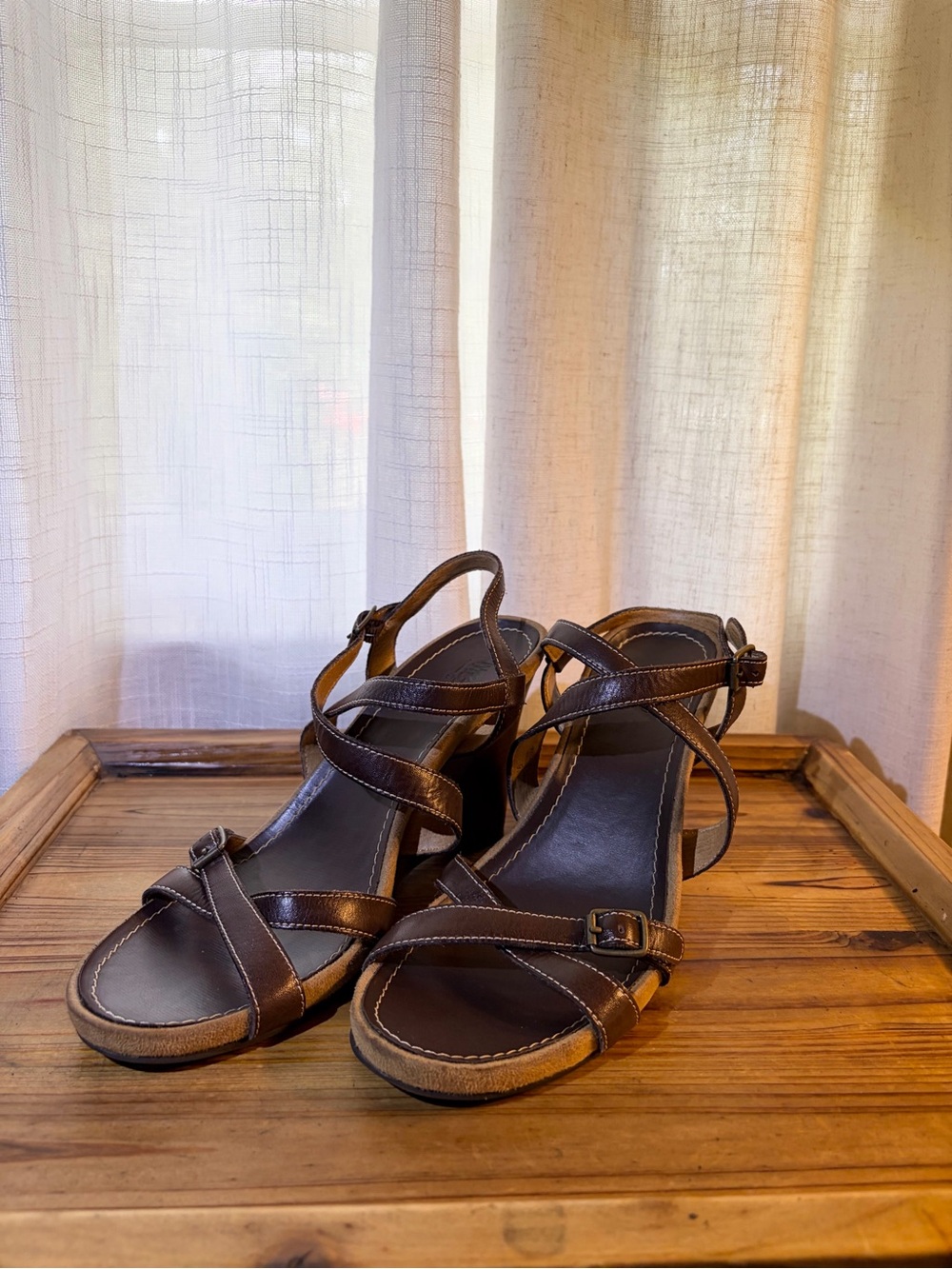 90’s Mossino Brown Strappy Wedge Heels - Women's size 9